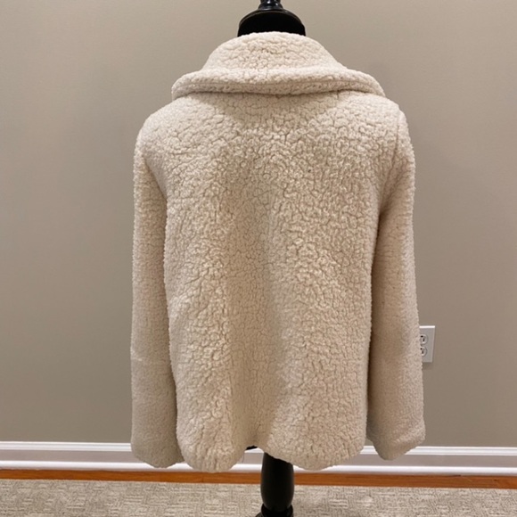 JACK by BB Dakota Cream Sherpa Jacket like new size Small - Picture 10 of 12
